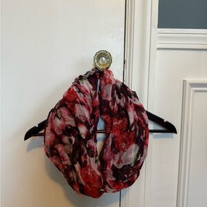Plaid and Floral Scarf. 2-in-1!